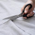 قیچی پین ژاپنی دسته پلاستیکی | انتخابی حرفه‌ای برای خیاطان